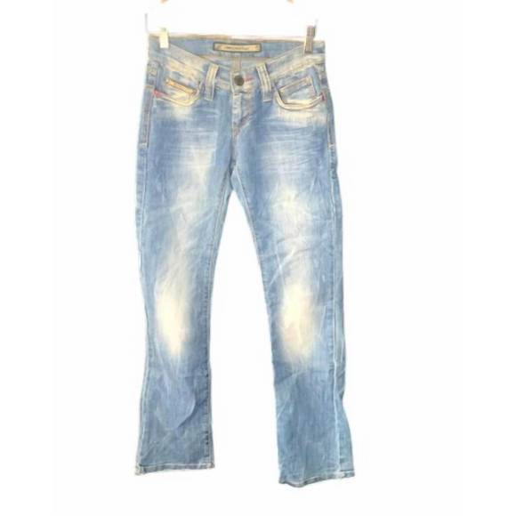 NEW CIPO & BAXX women's slim vintage jeans with flower accents in blue - Picture 1 of 2